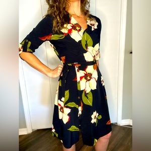 Very comfortable beautiful Dress size S/M